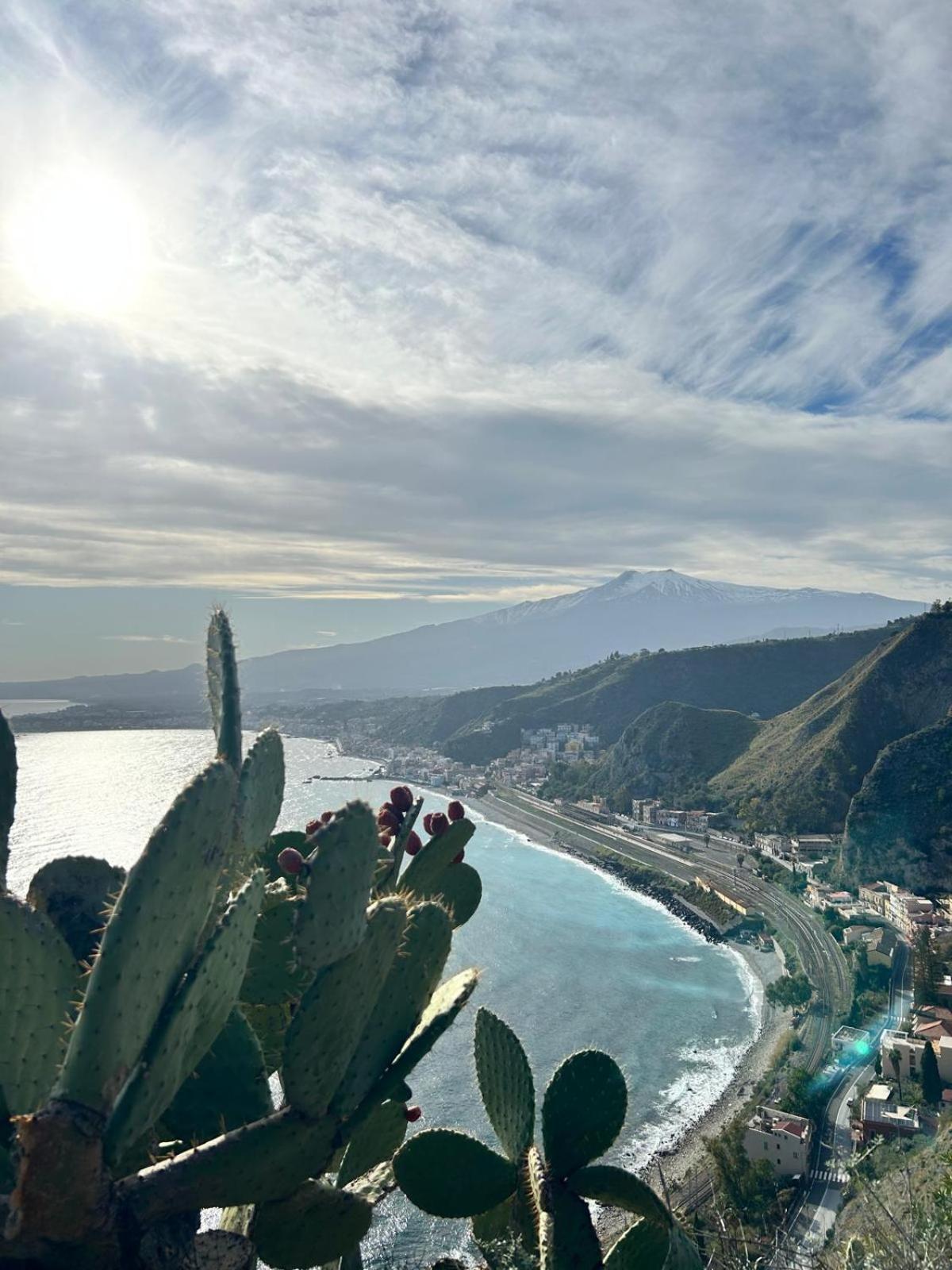 Apartament L'Host In Taormina Zewnętrze zdjęcie